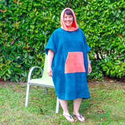 Patron couture PDF gratuit d'un poncho de plage mixte adulte