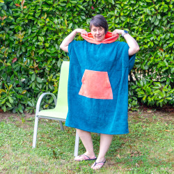 Patron couture PDF gratuit d'un poncho de plage mixte adulte