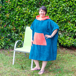 Patron couture PDF gratuit d'un poncho de plage mixte adulte