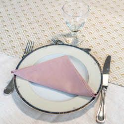 Tuto couture facile pour couper et coudre nappe et serviettes de table