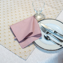Tuto couture facile pour couper et coudre nappe et serviettes de table