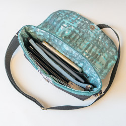 Patron PDF complet de pochette féminine avec rangements intégrés