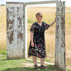 Patron PDF robe blouse portefeuille Sésame, du 34 au 56