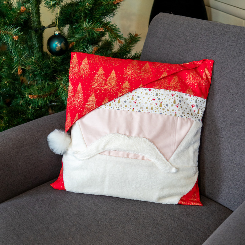 Tuto couture facile et patron PDF d'une housse de coussin Père Noël