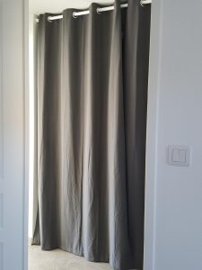 Comment faire l'ourlet d'un rideau 